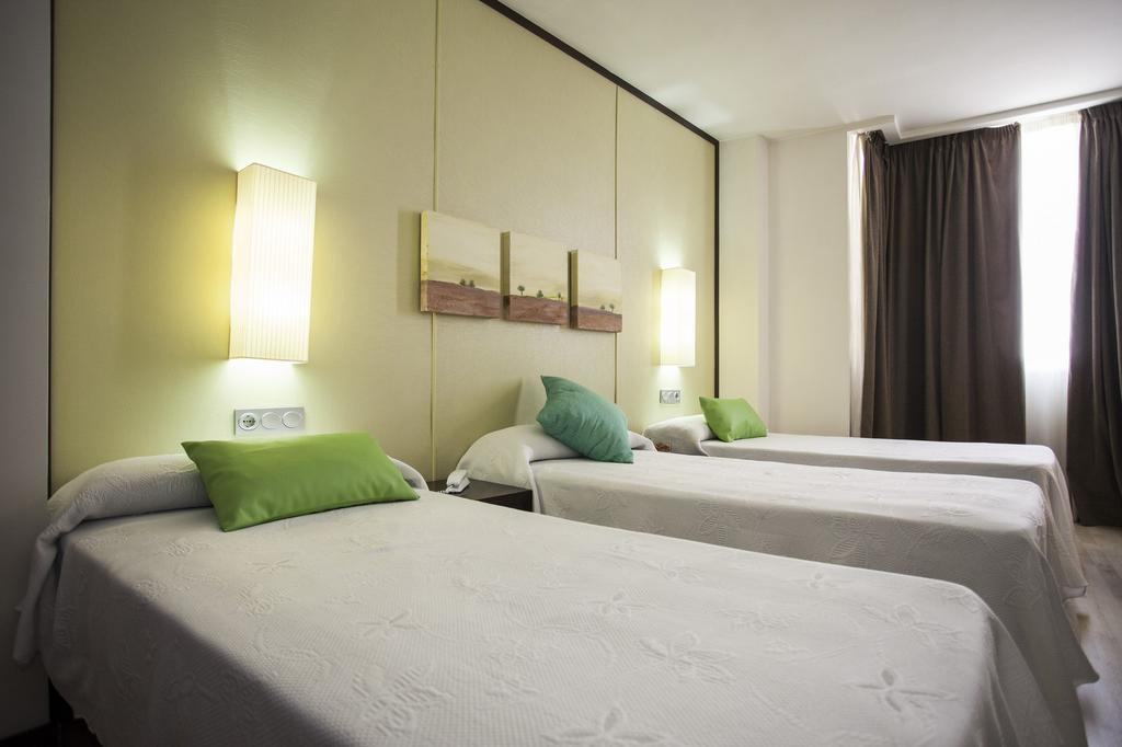 Hotel Puerta De
